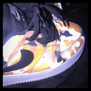 Custom AF-1